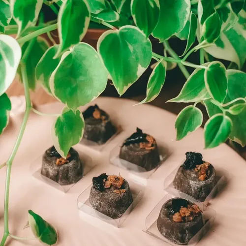 Brigadeiro de bacon com ameixa